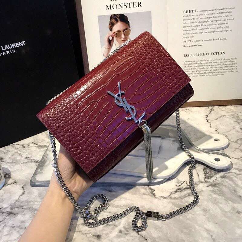 생로랑 카산드라 24CM Y57710