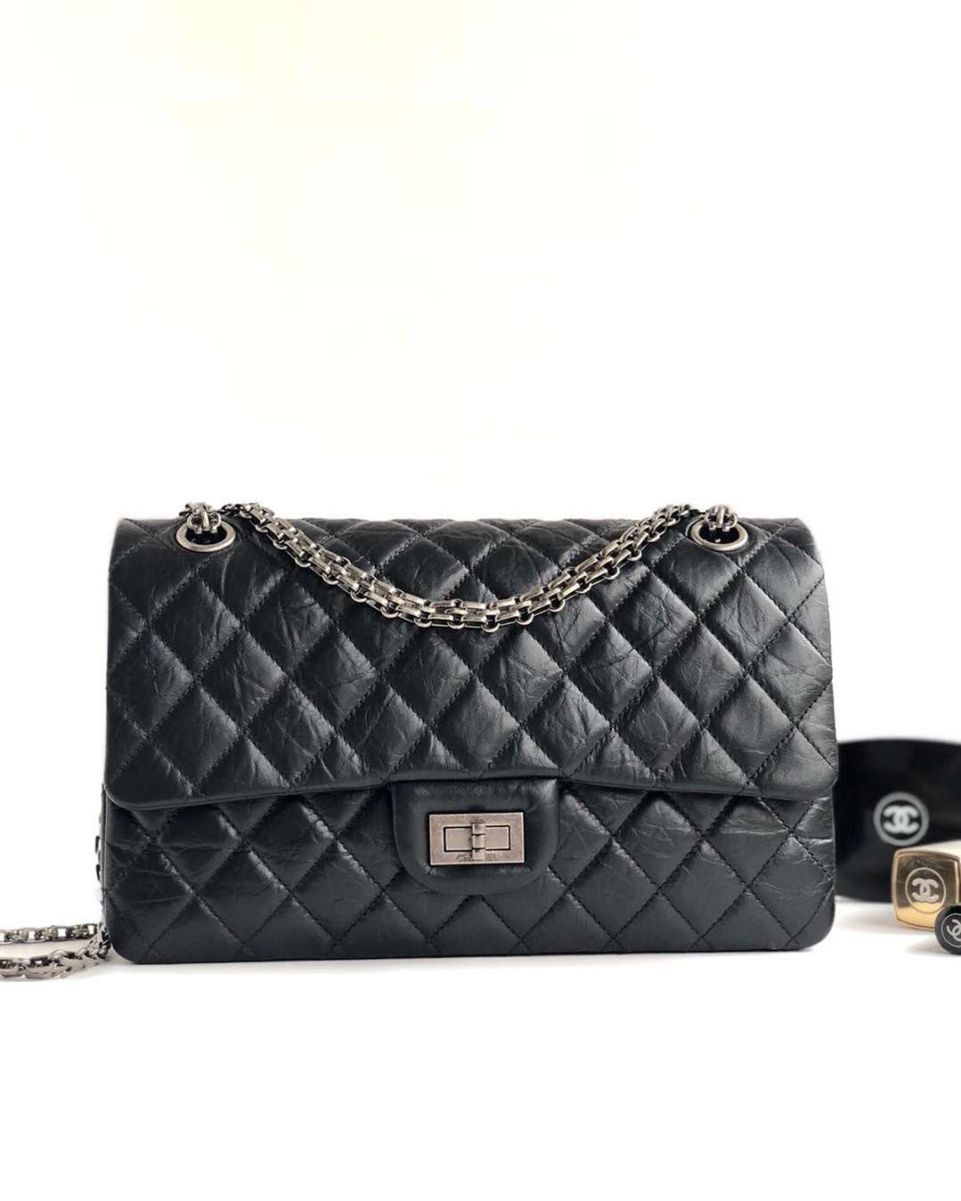 CHANEL 샤넬 플랩 숄더백 빈티지 은장  미듐 정품급
