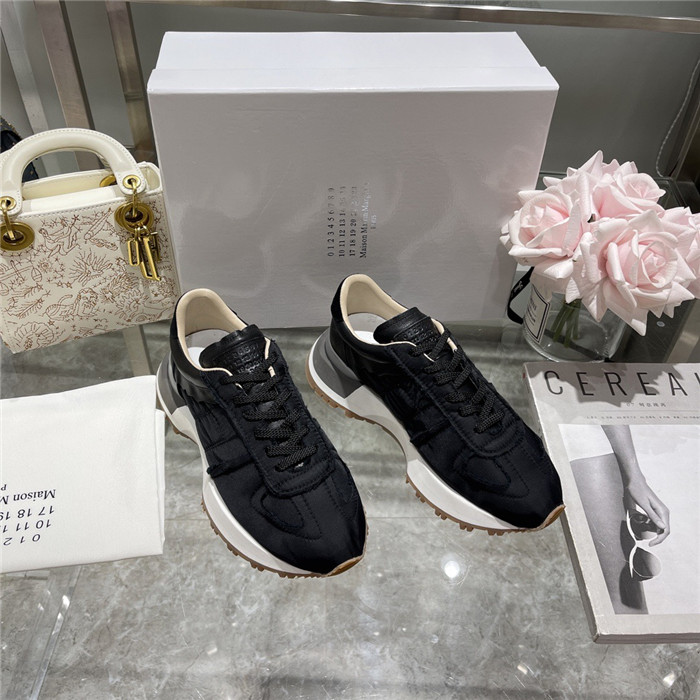 MAISON MARGIELA 메종 마르지엘라 50-50 스니커즈 M90669