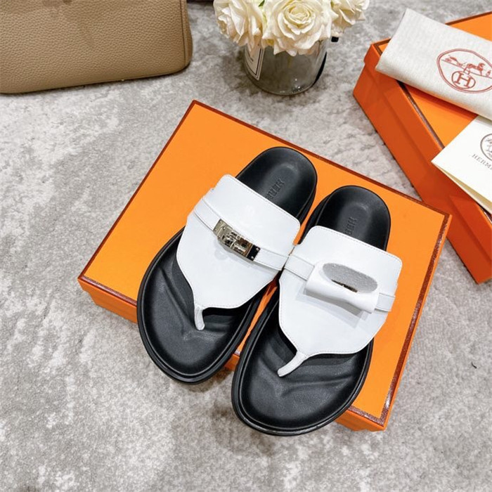 HERMES 에르메스 여서용 슬리퍼 H74911