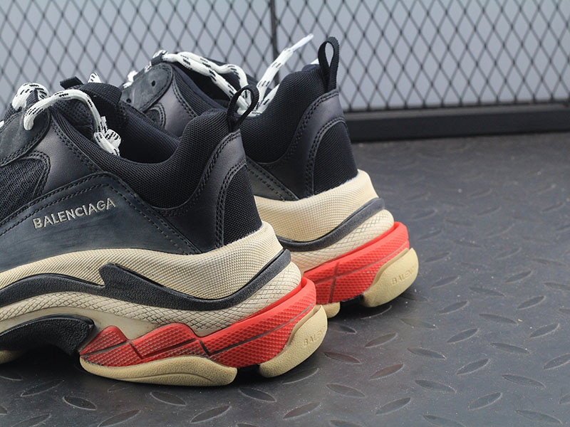  (실사영상) Balenciaga 발렌시아가 트리플S 블랙 검빨 어글리