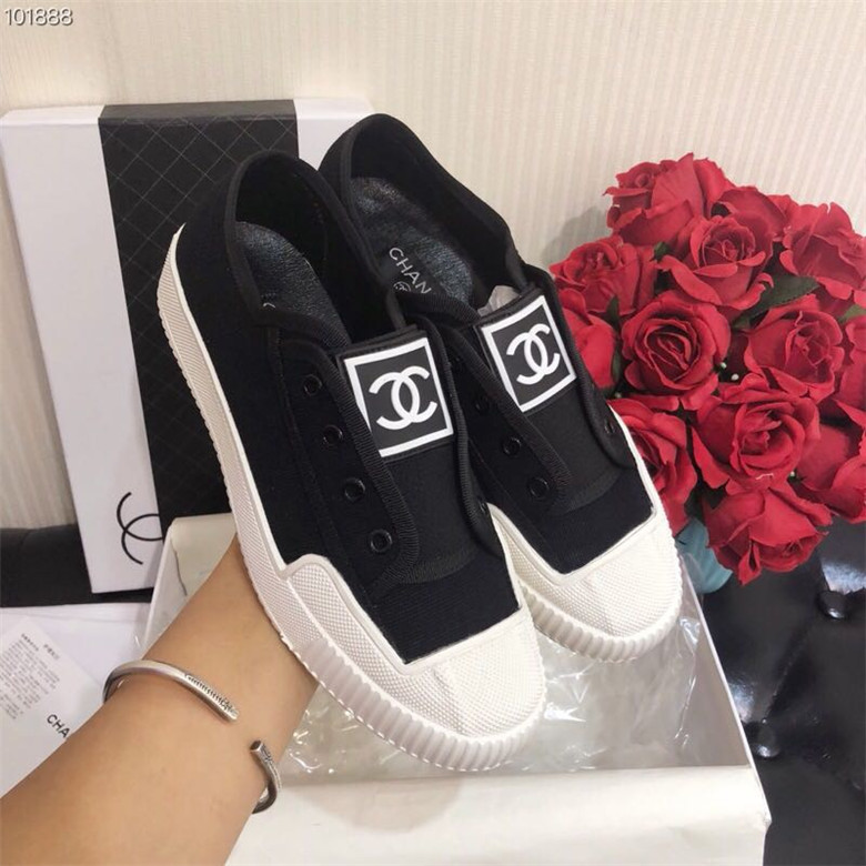 CHANEL 샤넬 스니커즈 신상