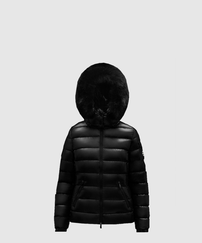 몽클레어 바디퍼 쇼트 다운 재킷